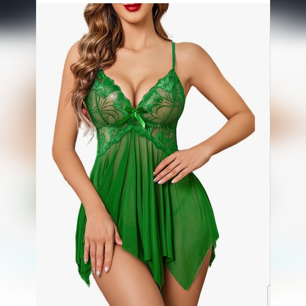 Elegant Green Lace Babydoll Negligee